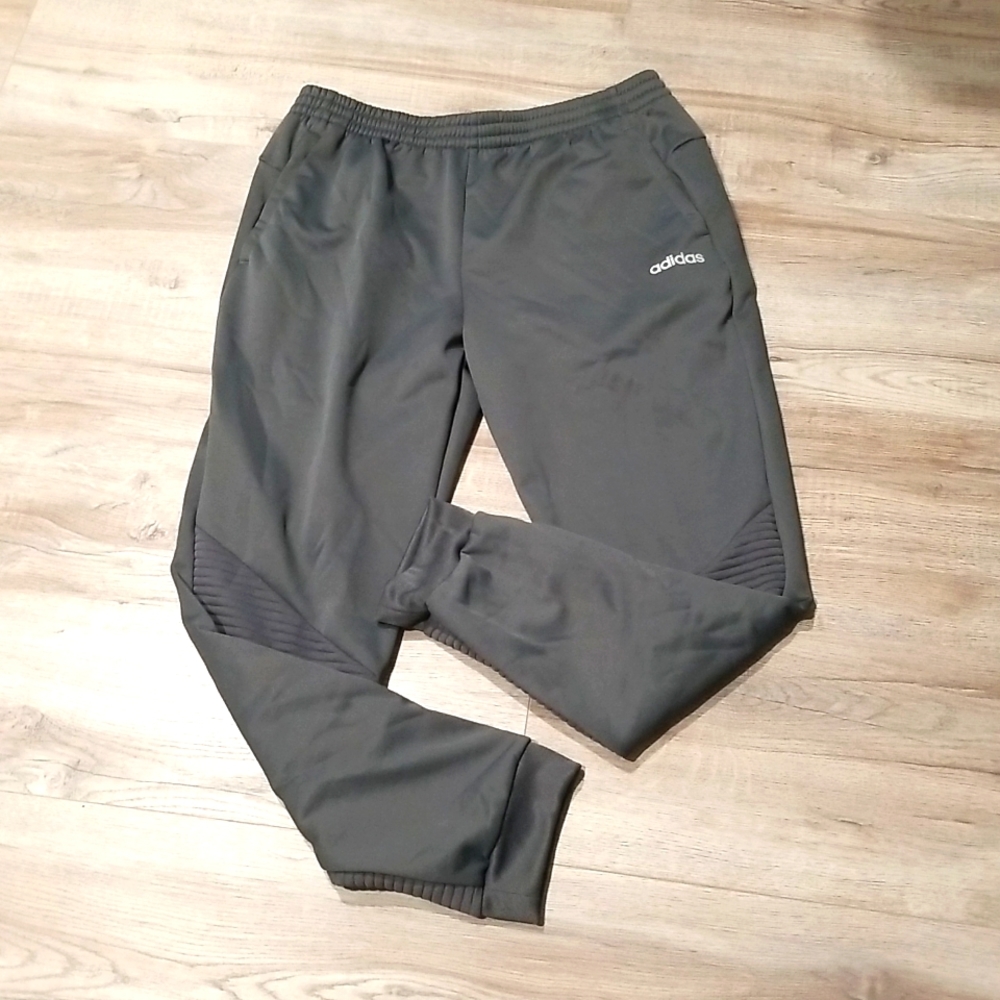 L - Sweatpants